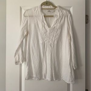 Vineyard Vines white blouse